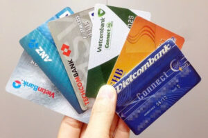 Ngân hàng Vietcombank và BIDV ngừng giao dịch thẻ ghi nợ nội địa từ 1/7/2025